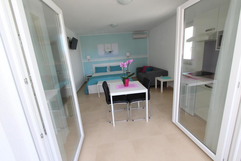 רוביני Studio Emanuel מראה חיצוני תמונה